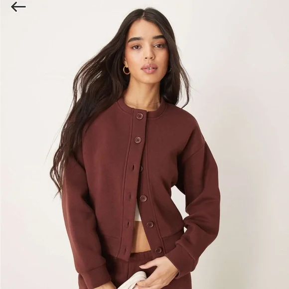 ASOS DESIGN Chocolate Sweatpants and Sweatshirt Set - Picture 2 of 4